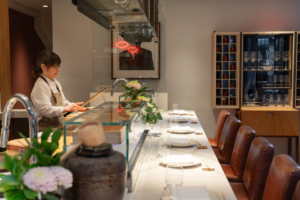 Dinings SW3 Chelsea Japanese cuisine open sushi bar